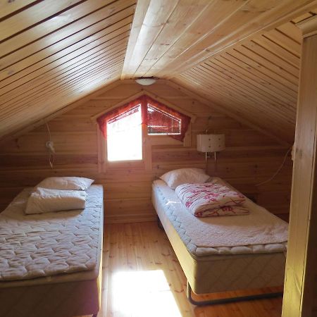Arctic Polar Holiday Village Kilpisjärvi Екстериор снимка